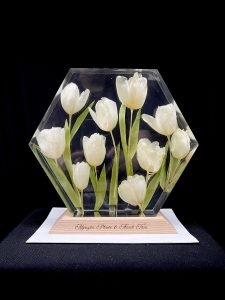 Đèn hoa tulip dáng lục giác